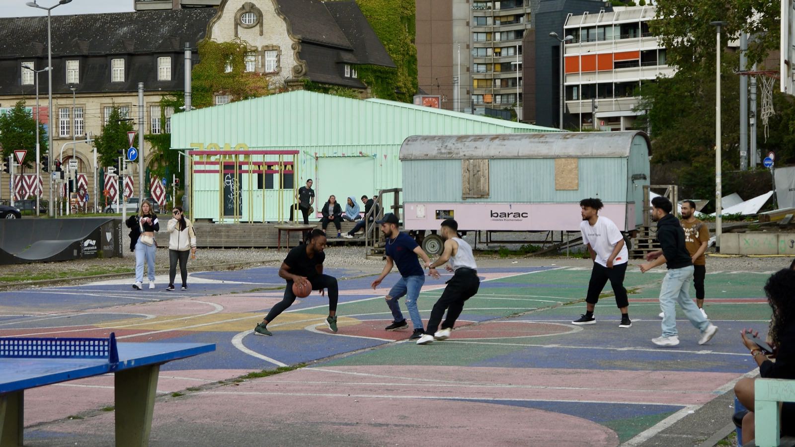 Was soll auf der Freifläche zwischen ALTER und dem Forum Deutsch Sprache passieren? (Archivbild 2023) | Foto: M. Schülke