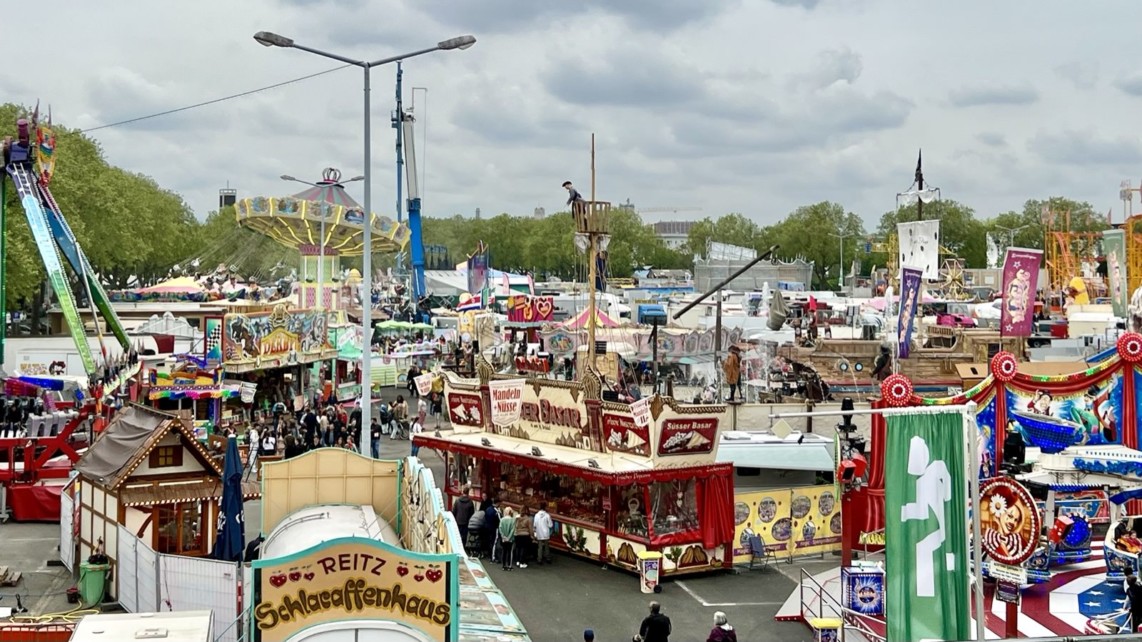 messe neuer messplatz symbolbild img 2803 1142x642 - Oktobermess beginnt am Samstag mit neuen Fahrgeschäften