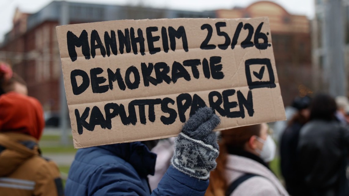 kulturdemo 2025 02 15 09 cki 1142x642 - Sozial- und Kulturszene wehrt sich gegen Kulturkampf von rechts